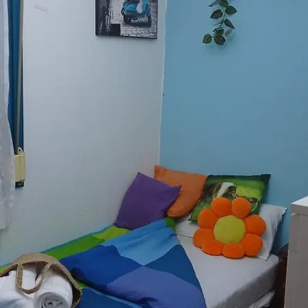 Gascona Con Deli * אוביידו